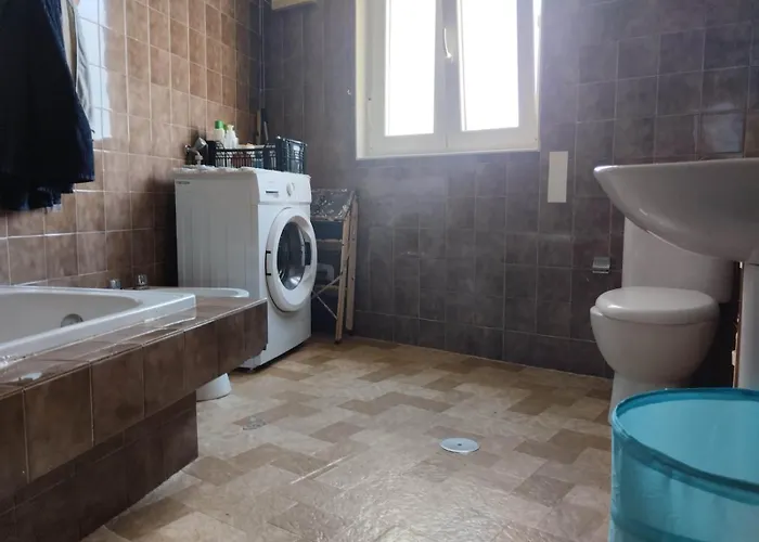 Apartament Specious Near The Sea *