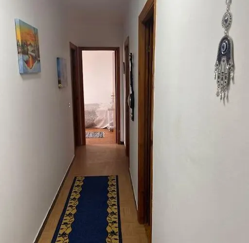 Apartament Specious Near The Sea *